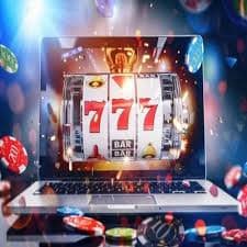 Tampilan dashboard utama aplikasi mobile latar888 dengan berbagai kategori permainan